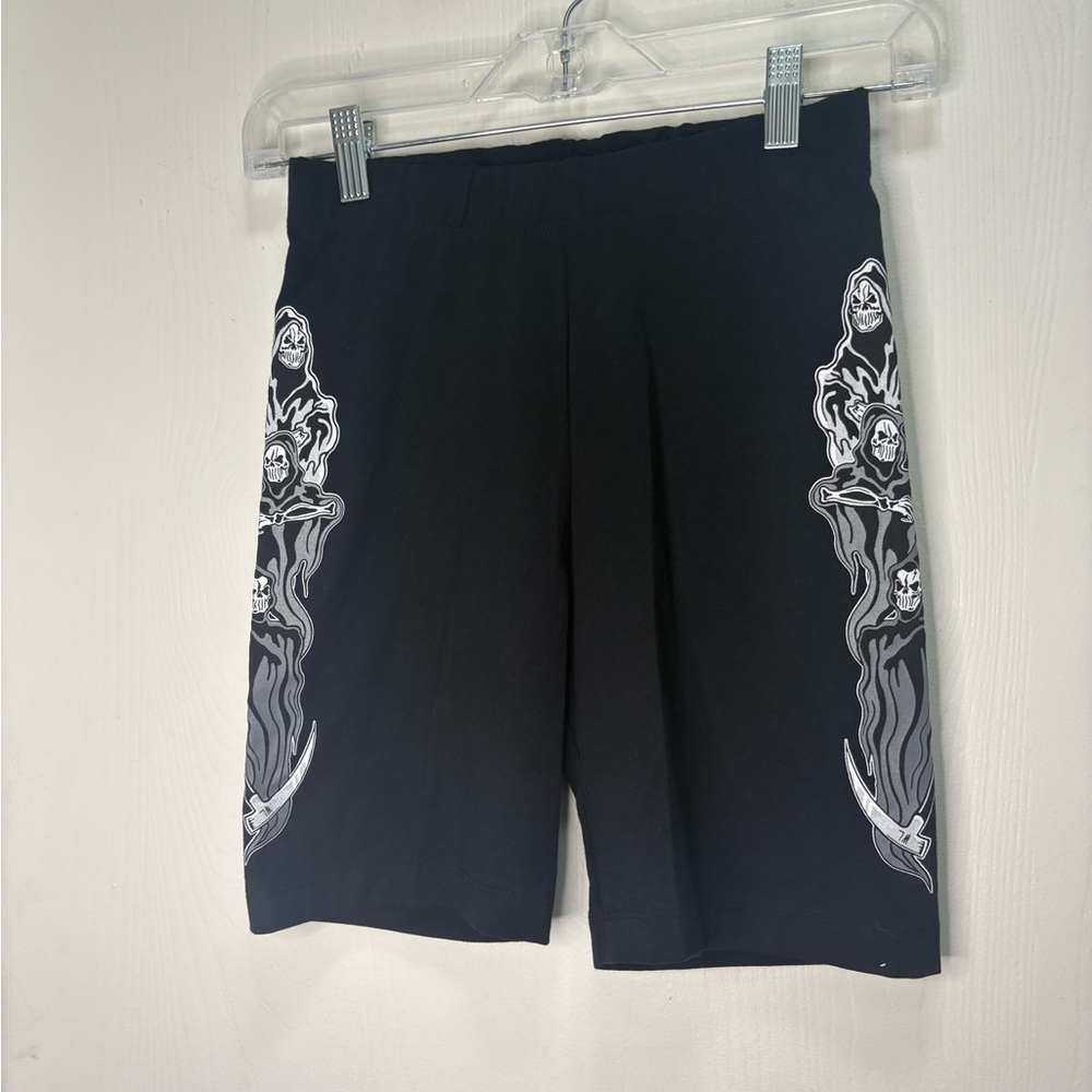 Stylish Black Graphic Women's Bike Shorts